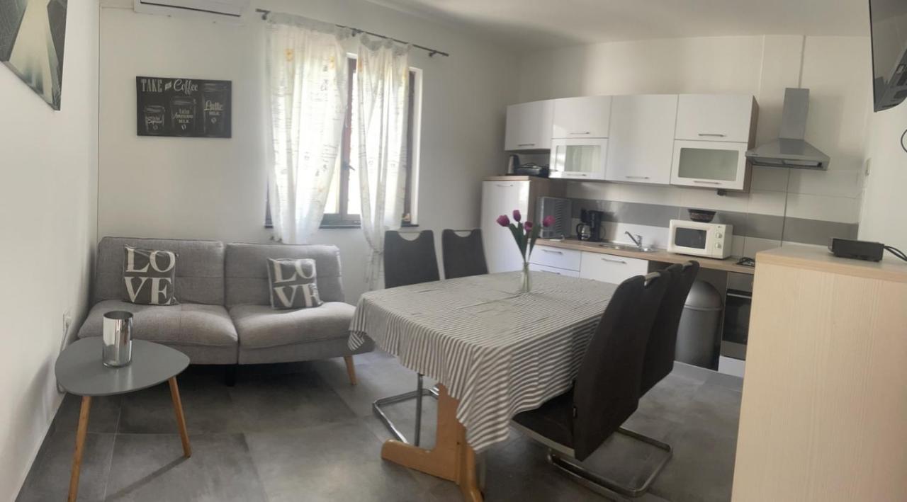 Apartment Greta 拉宾 外观 照片